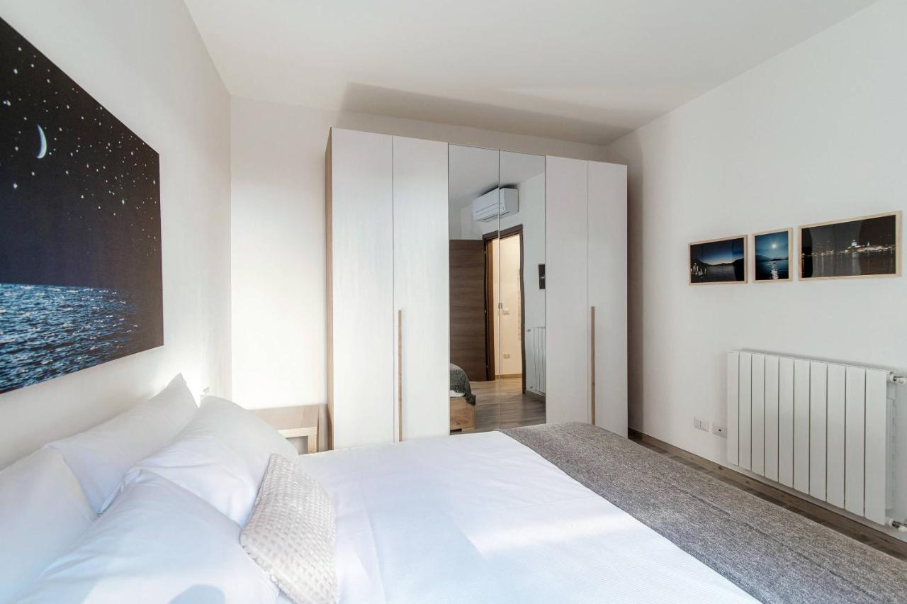Lianora Apartment By Quokka 360 - Comfortable And Modern Flat In The Centre Of 코모 외부 사진